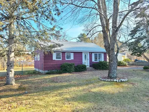 15 Peavey Avenue Windham ME 04062