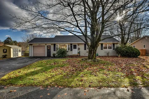 31 Stevens Street Lewiston ME 04240