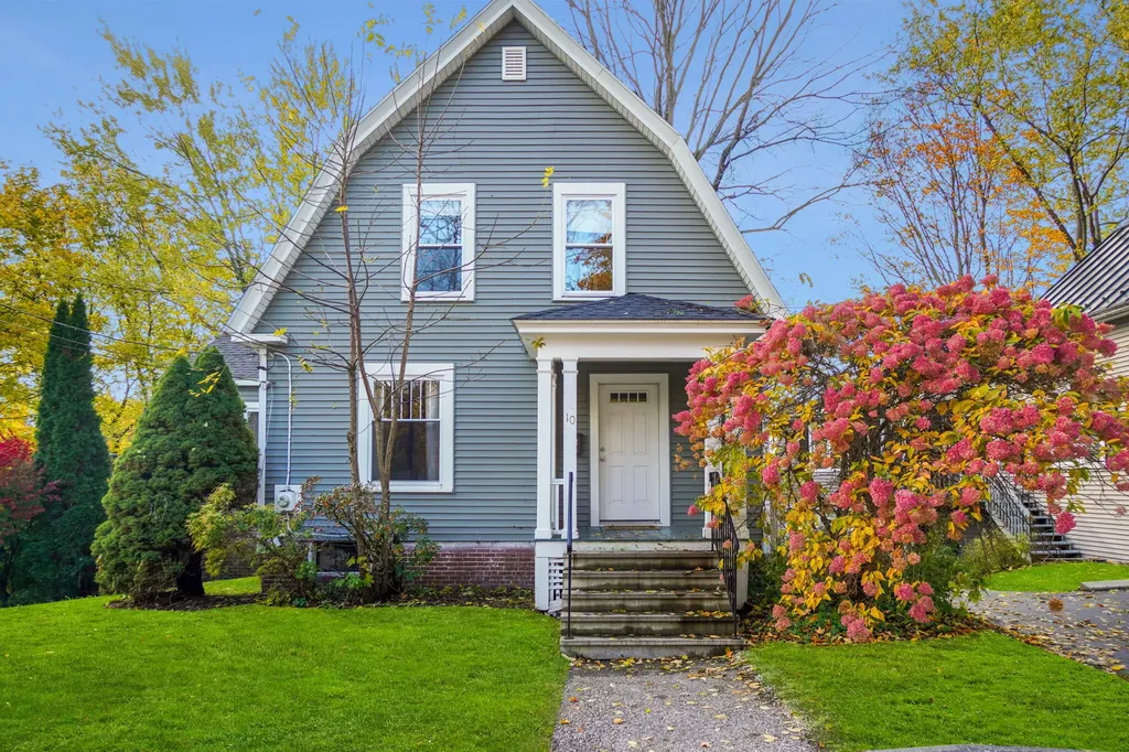 10 Sheridan Avenue Auburn ME 04210