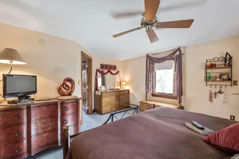 15 Longwood Drive Kennebunk ME 04043