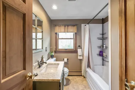 15 Longwood Drive Kennebunk ME 04043