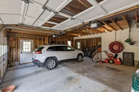 15 Longwood Drive Kennebunk ME 04043