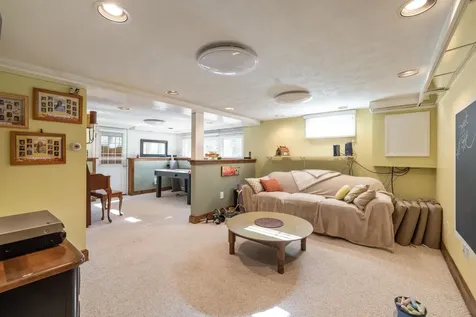 15 Longwood Drive Kennebunk ME 04043