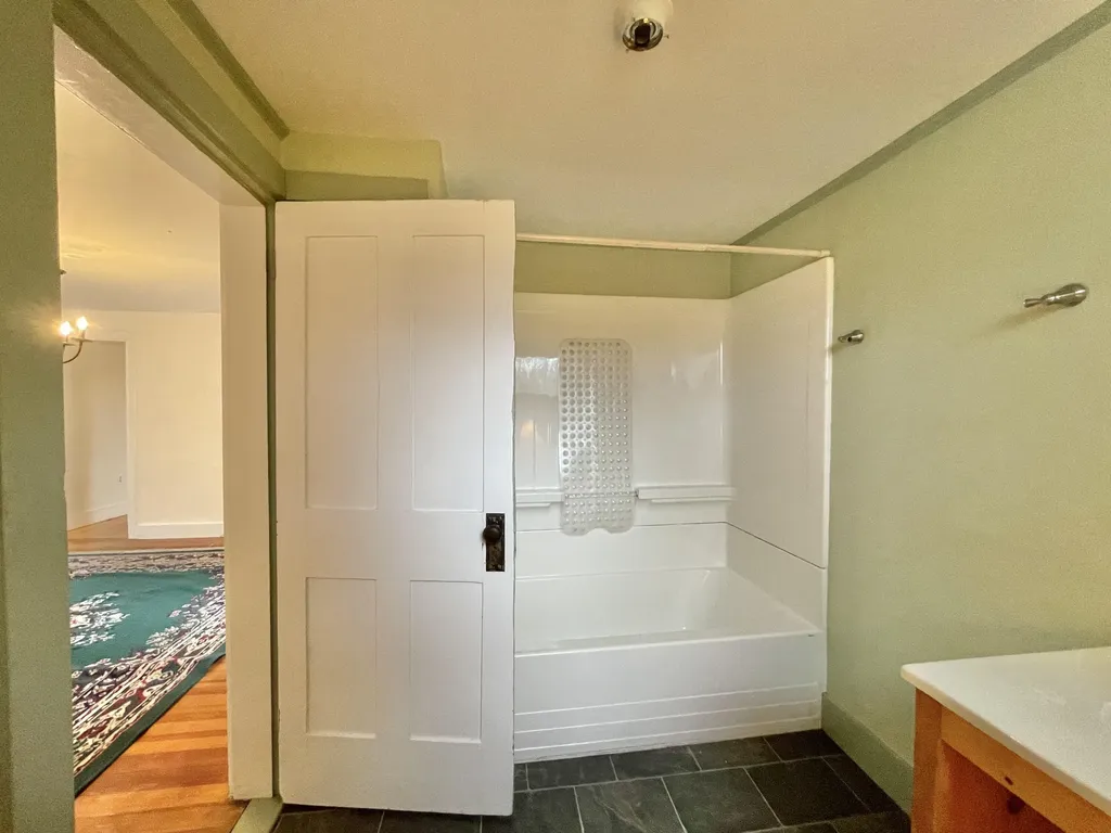 863 Beach Road Lincolnville ME 04849