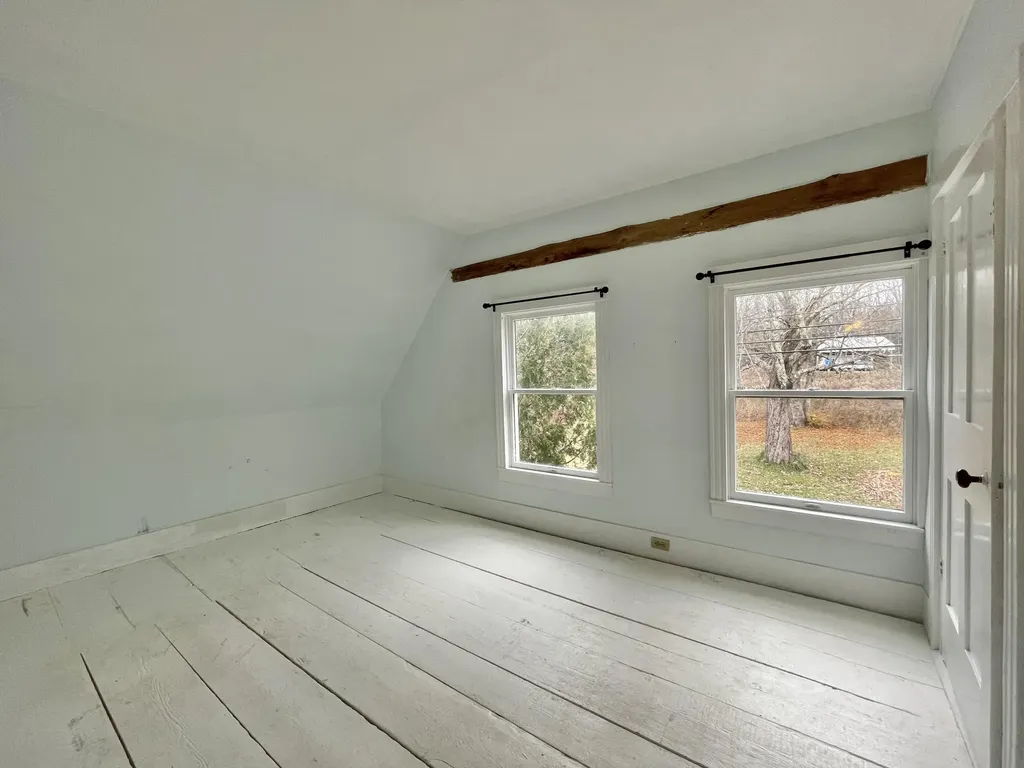 863 Beach Road Lincolnville ME 04849