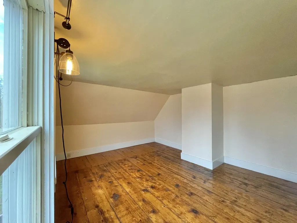 863 Beach Road Lincolnville ME 04849