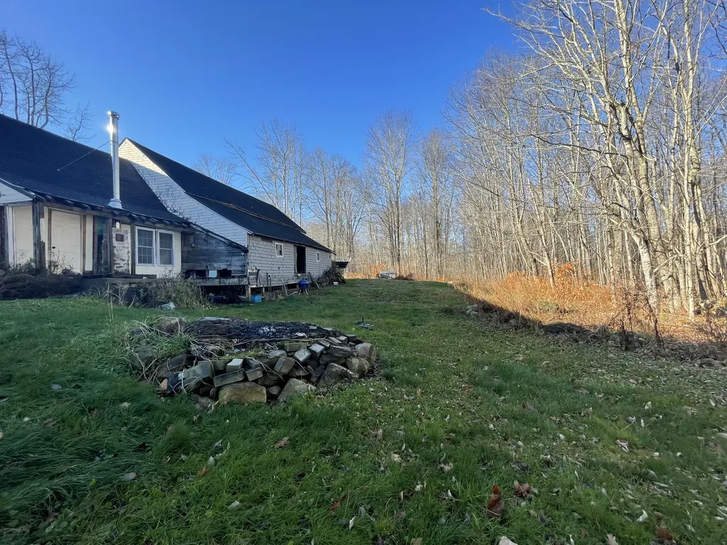 863 Beach Road Lincolnville ME 04849