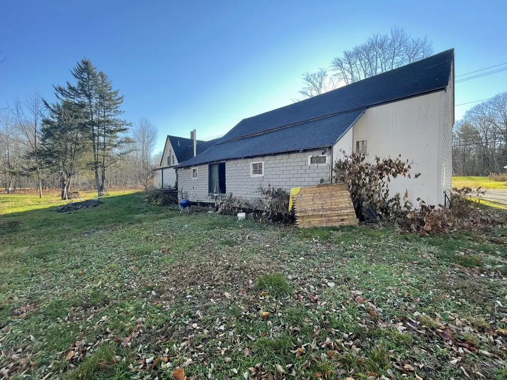 863 Beach Road Lincolnville ME 04849