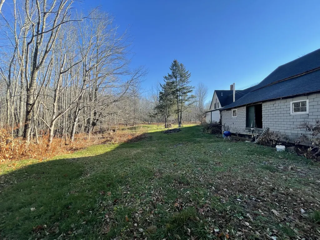 863 Beach Road Lincolnville ME 04849