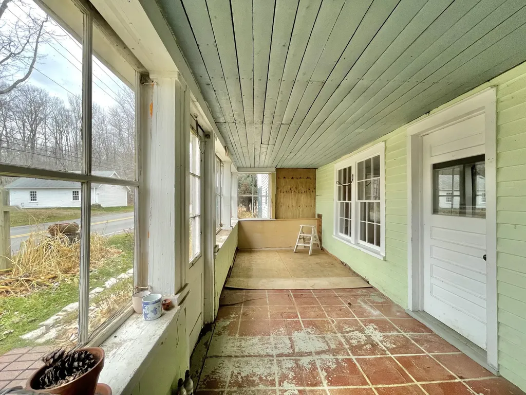 863 Beach Road Lincolnville ME 04849