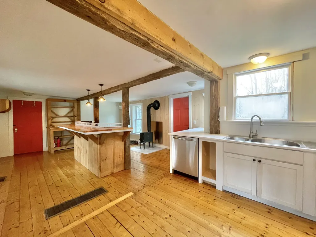 863 Beach Road Lincolnville ME 04849