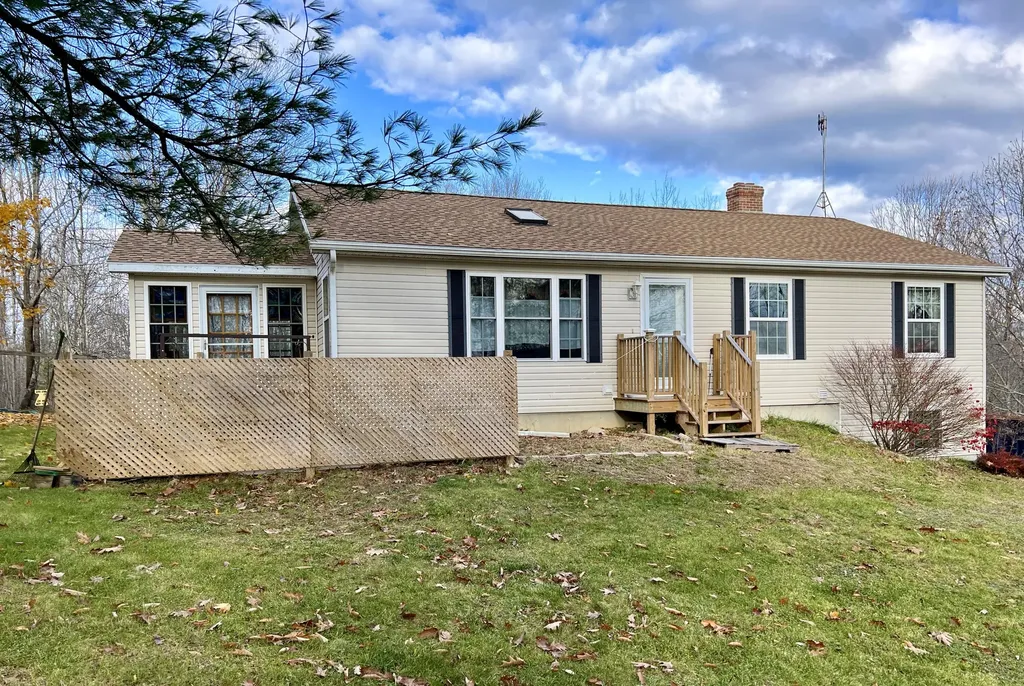 29 Tyler Lane Frankfort ME 04438