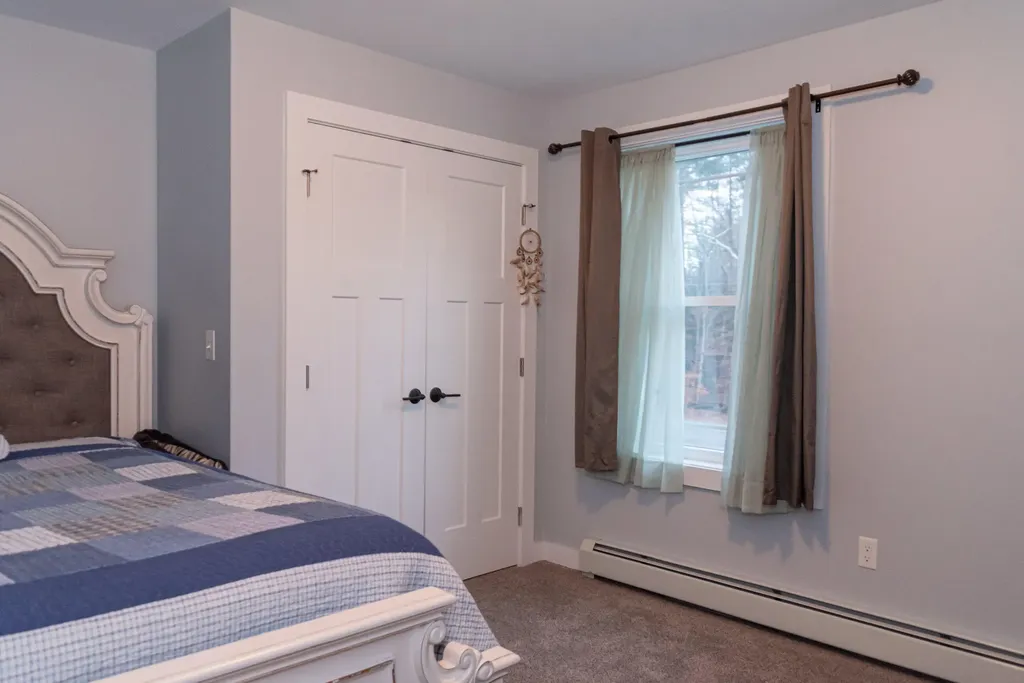 16 Great Falls Road Gorham ME 04038