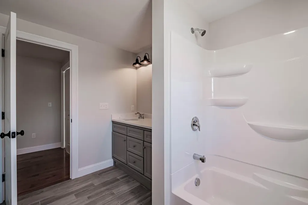 88 Bonnybank Terrace South Portland ME 04106