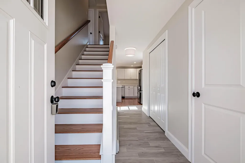 88 Bonnybank Terrace South Portland ME 04106