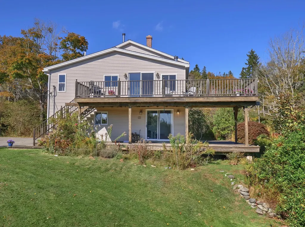 15 Ash Island View Road Owls Head ME 04854