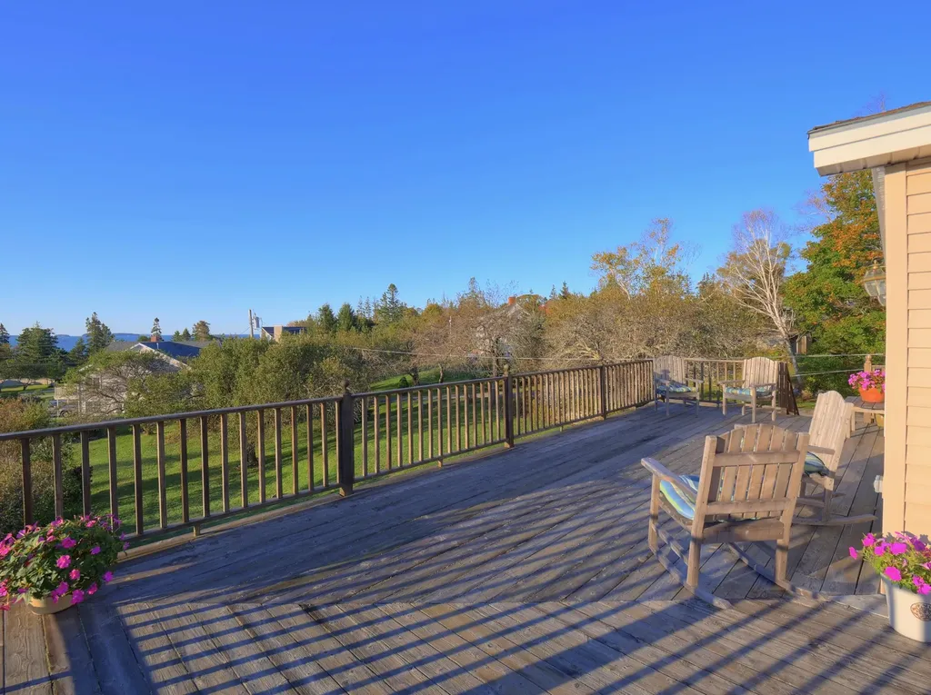 15 Ash Island View Road Owls Head ME 04854