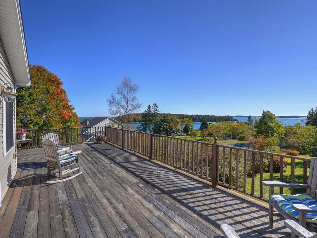 15 Ash Island View Road Owls Head ME 04854