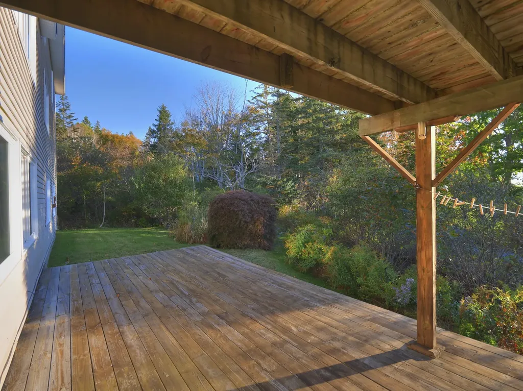 15 Ash Island View Road Owls Head ME 04854