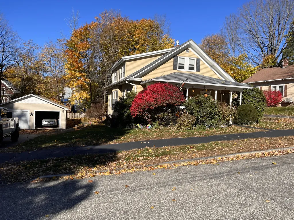 4 Western View Street Auburn ME 04210