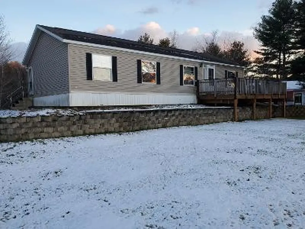 641 Main Road Greenbush ME 04418