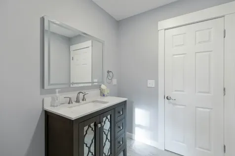 451 Cape Road Raymond ME 04071
