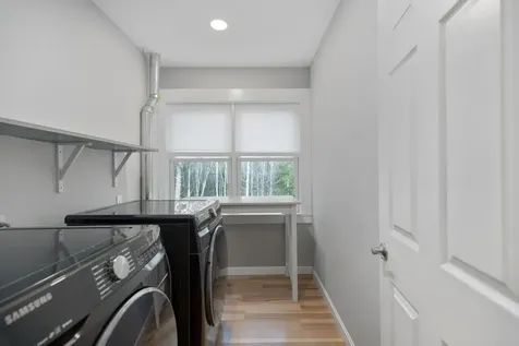 451 Cape Road Raymond ME 04071