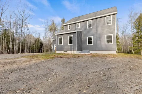 451 Cape Road Raymond ME 04071