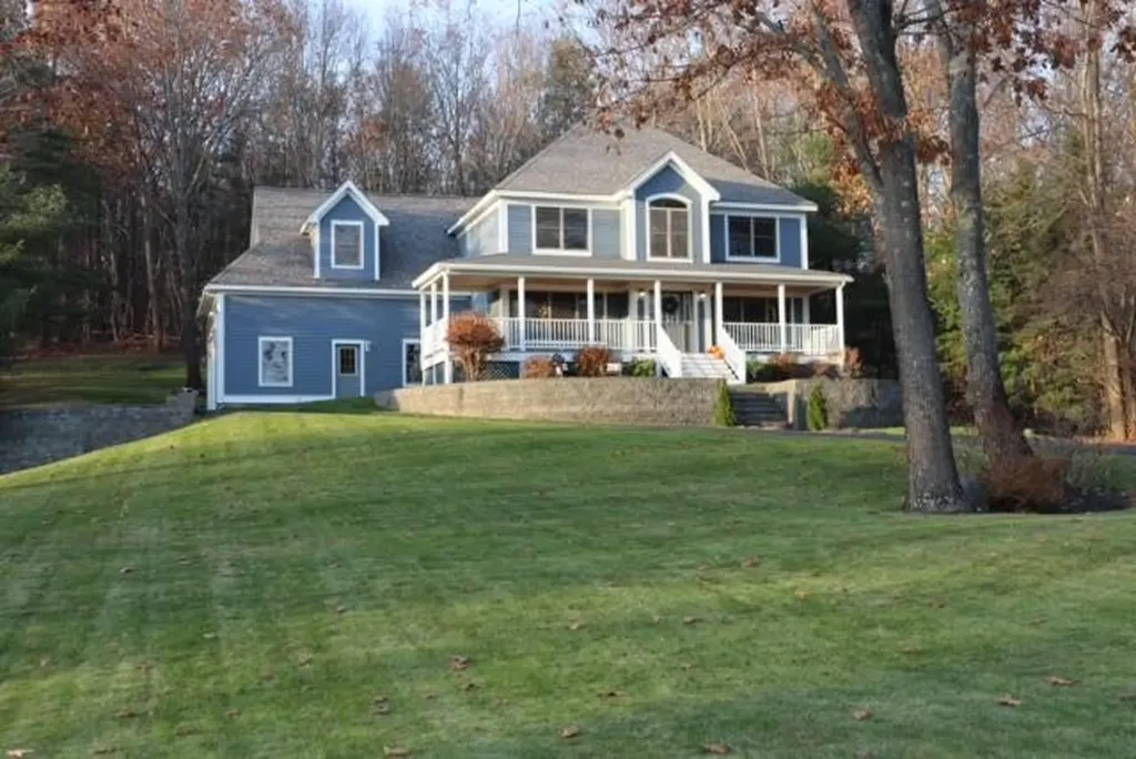 19 Plantation Drive Scarborough ME 04074