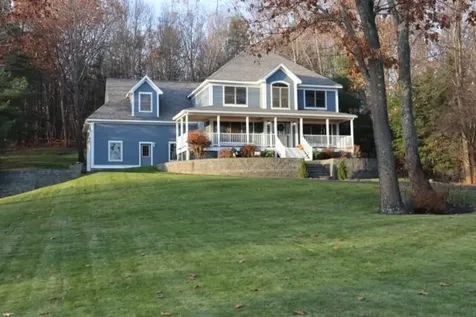 19 Plantation Drive Scarborough ME 04074