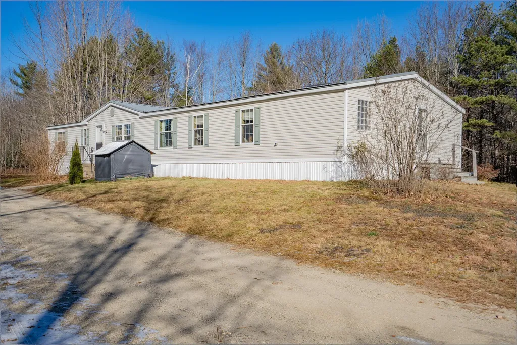 132 Cambell Shore Road Gray ME 04039