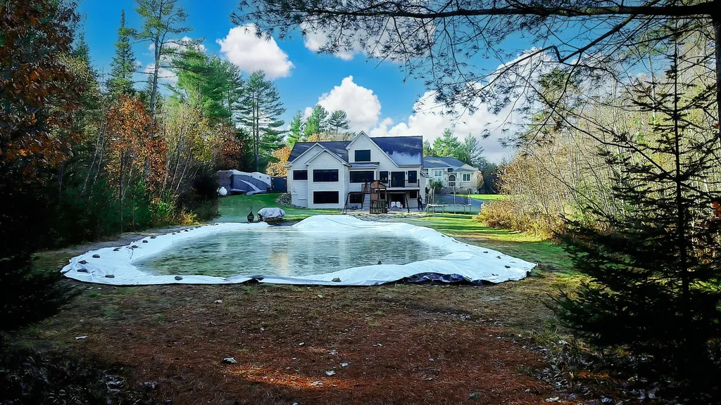 30 Woodhaven Drive Lewiston ME 04240