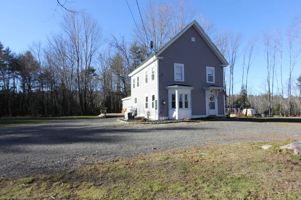 659 Quaker Ridge Road Leeds ME 04263