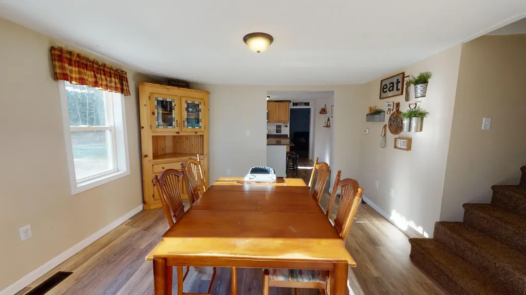 659 Quaker Ridge Road Leeds ME 04263