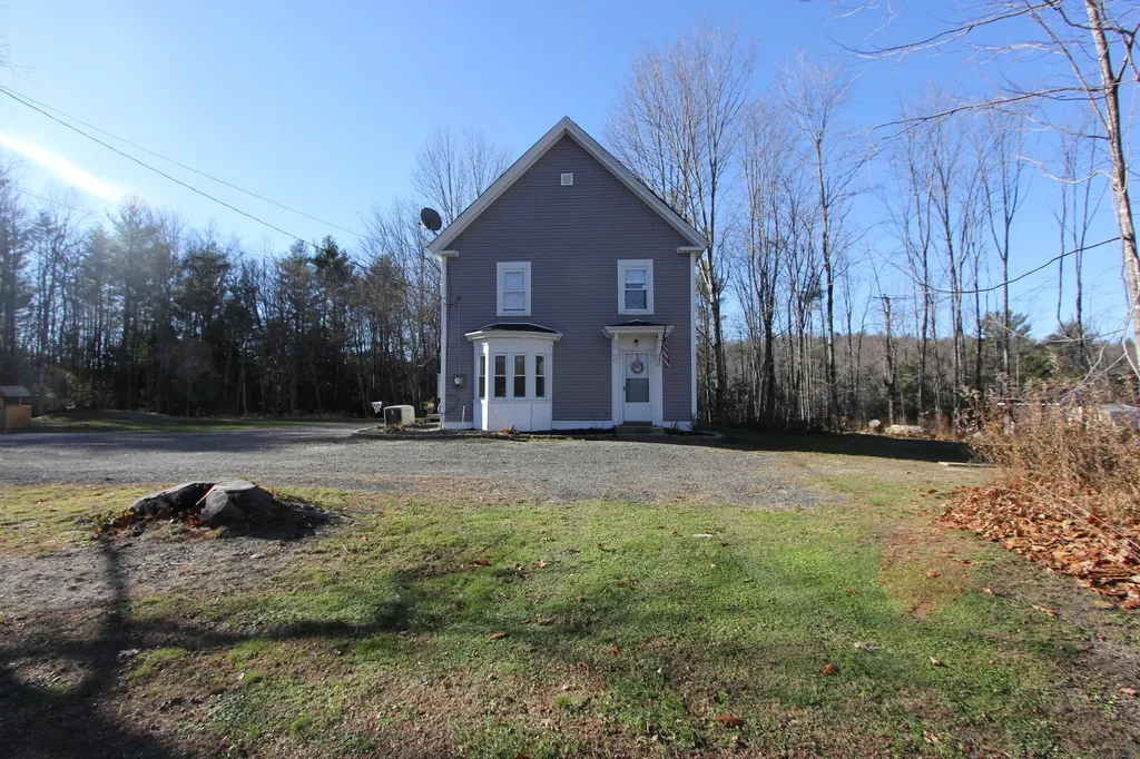 659 Quaker Ridge Road Leeds ME 04263
