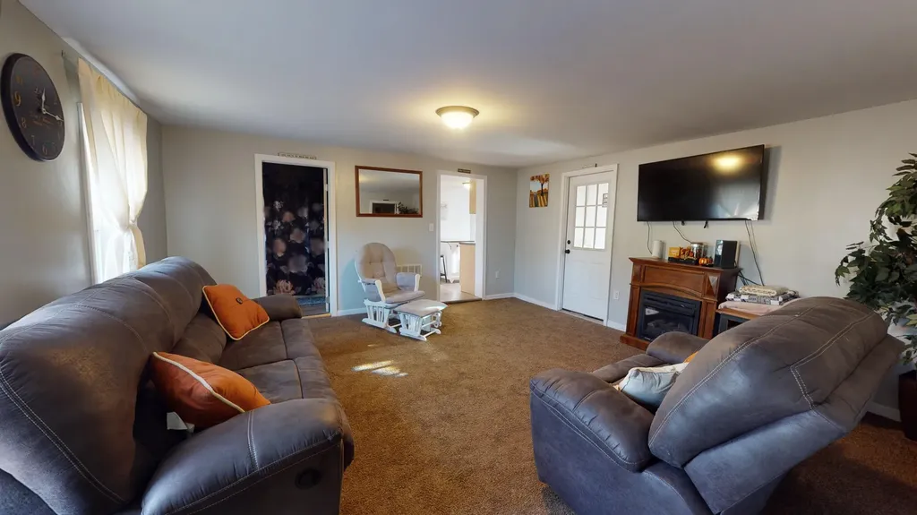 659 Quaker Ridge Road Leeds ME 04263