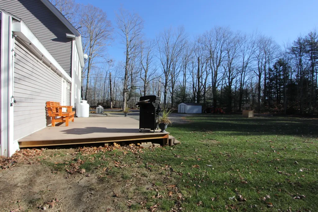 659 Quaker Ridge Road Leeds ME 04263