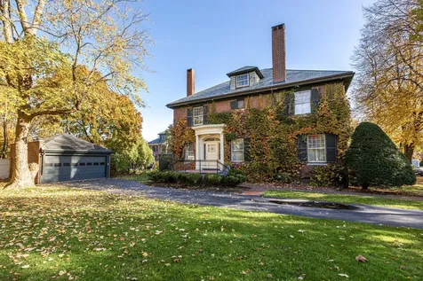 9 Bowdoin Street Portland ME 04102
