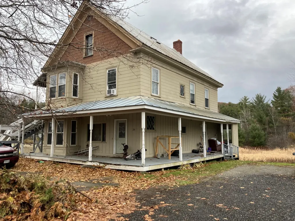 20 River Road Norridgewock ME 04957
