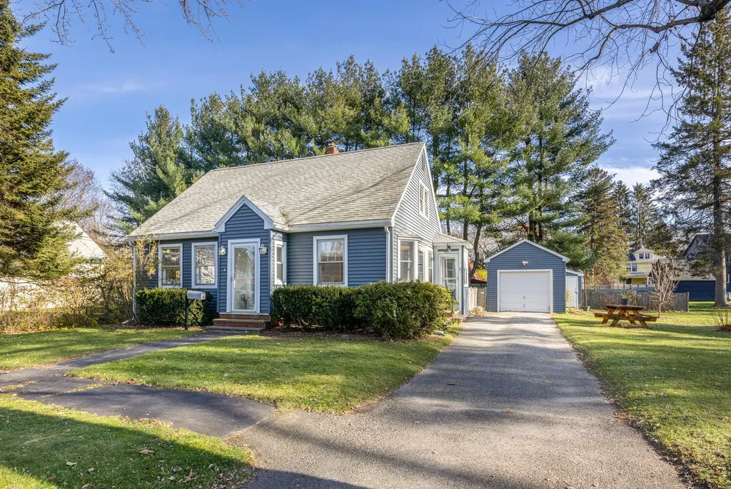 87 Devon Street Portland ME 04102