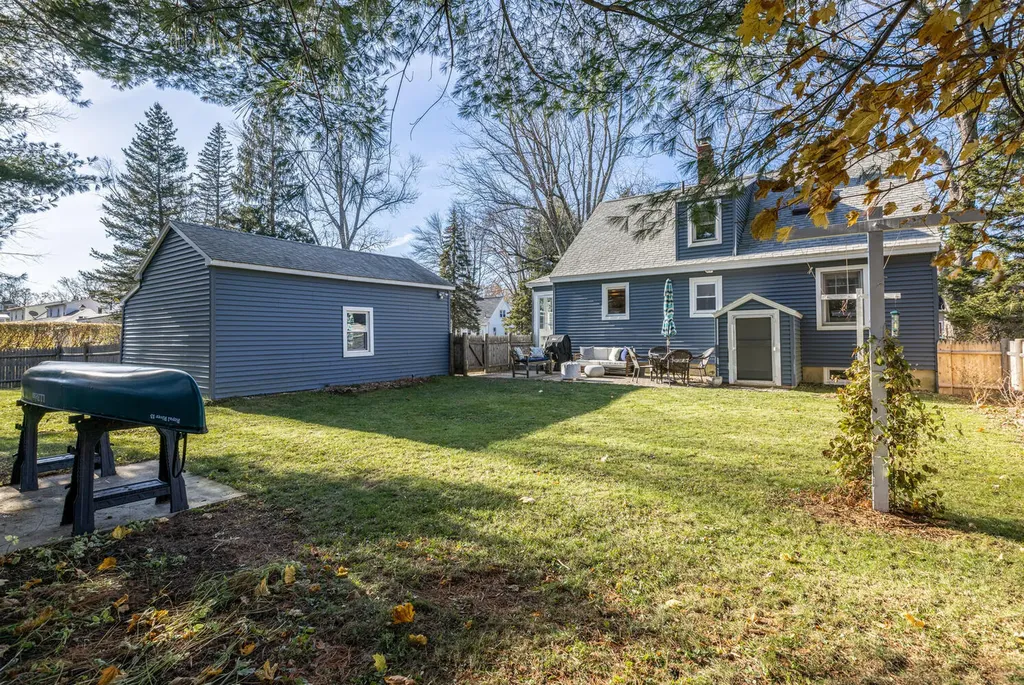 87 Devon Street Portland ME 04102
