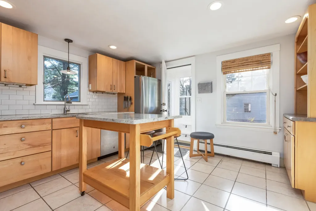 87 Devon Street Portland ME 04102
