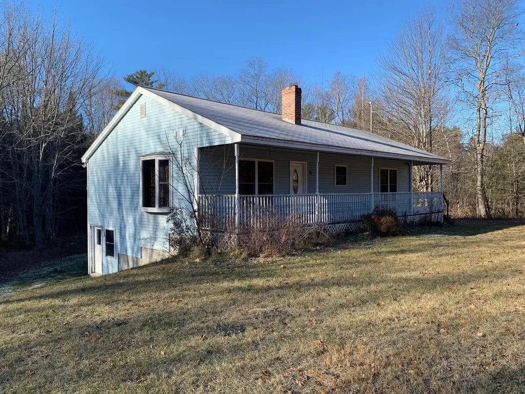 39 School House Road Oxford ME 04270