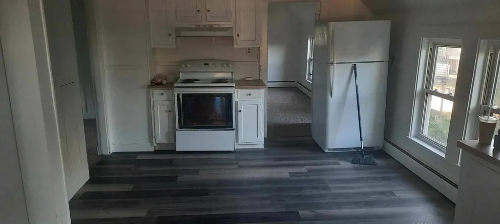 19 King Avenue Lewiston ME 04240