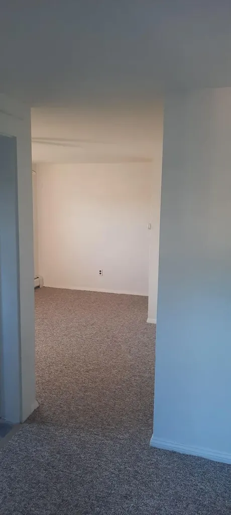 19 King Avenue Lewiston ME 04240