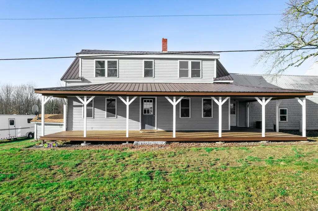 16 Amsden Road Corinna ME 04928