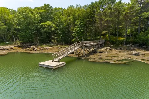 180 Pemaquid Harbor Road Bristol ME 04558