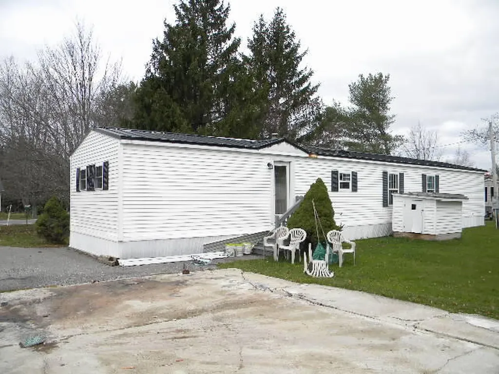 124 Dow Road Orrington ME 04474