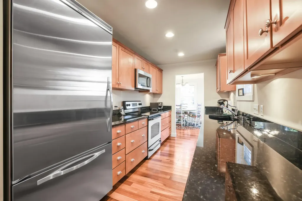 25 Quail Run Kennebunk ME 04043