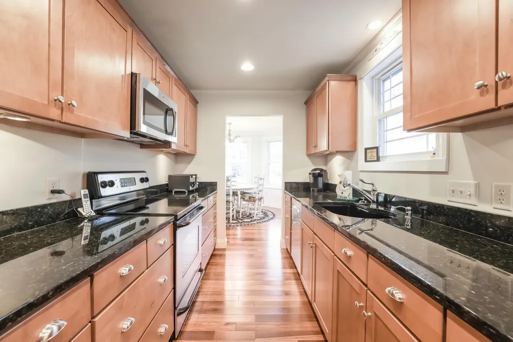 25 Quail Run Kennebunk ME 04043